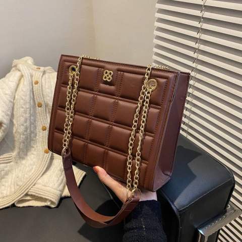 Fashionable female bags Fashionable female bags